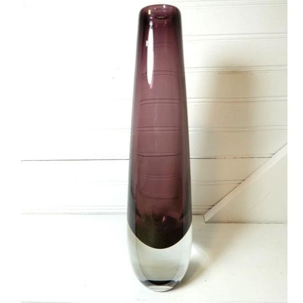 Vintage Vase Purple Slim‎ Teardrop shape Blown Art Glass Mod Art Deco Retro